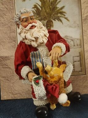 Santa Figurine with Dog/ Festive Decor/1997